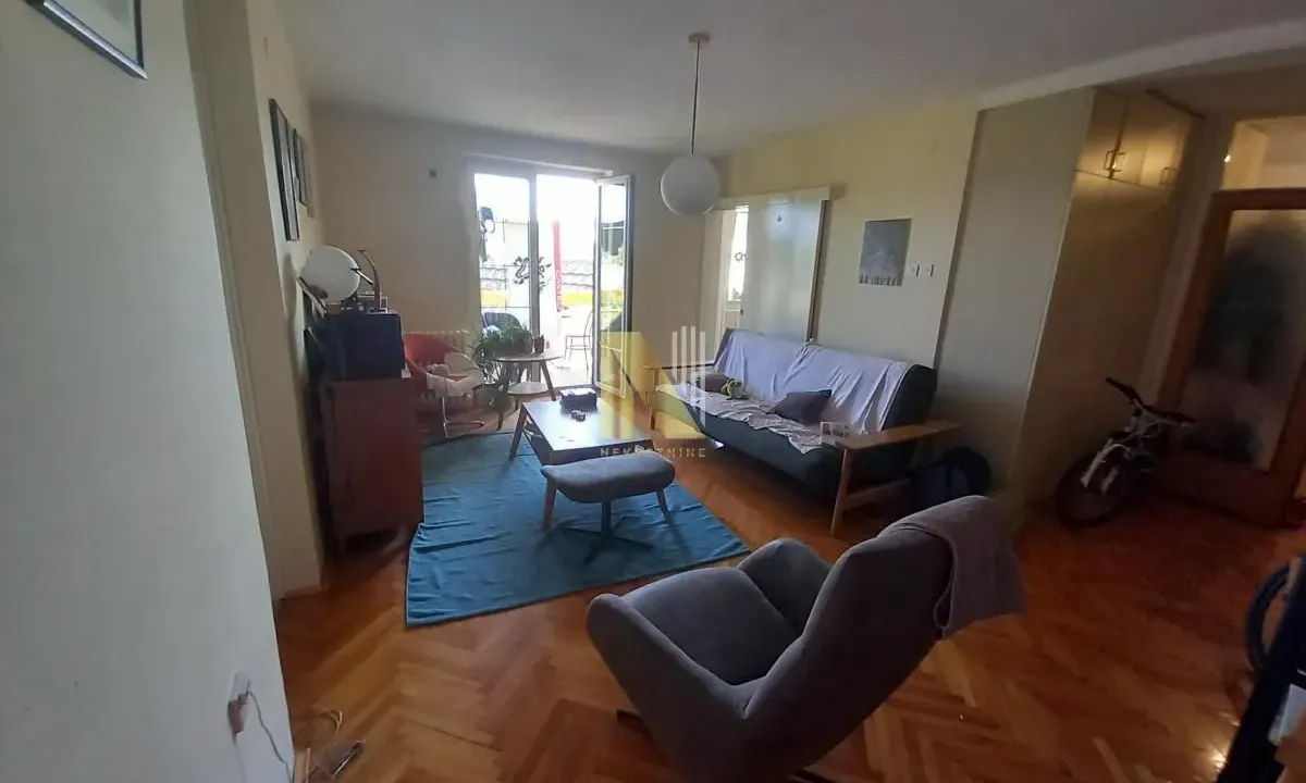 Prodaja, četvorosoban stan, 90m², Podbara, Novi Sad Sve Podlokacije