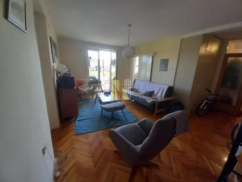 Prodaja, četvorosoban stan, 90m², Podbara, Novi Sad Sve Podlokacije