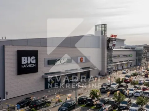 Izdavanje, jednosoban stan, 55m², City Kvart, Podgorica - image 2