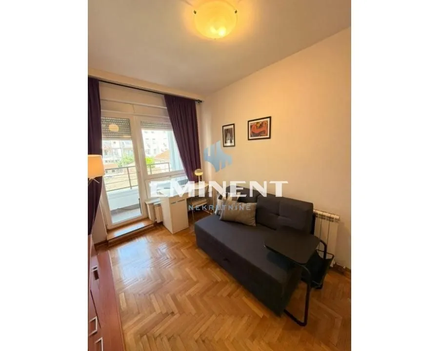 Rent, two bedroom apartment, 41m², Neimar, Vračar Sve Podlokacije