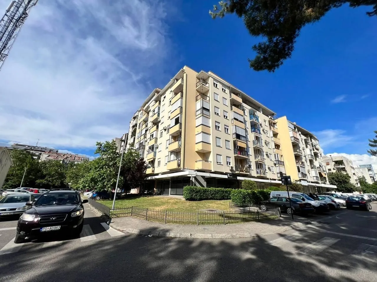 Prodaja, jednosoban stan, 24m², Blok 6, Podgorica