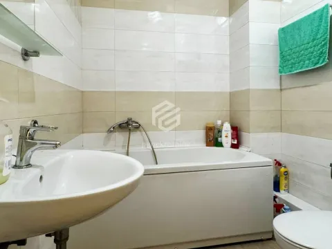 Sale, apartment, 29m², Stari Aerodrom, Podgorica - image 10