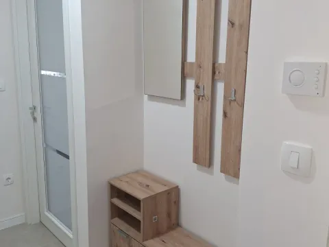 Rent, one bedroom apartment, 45m², Pobrežje, Podgorica - image 6
