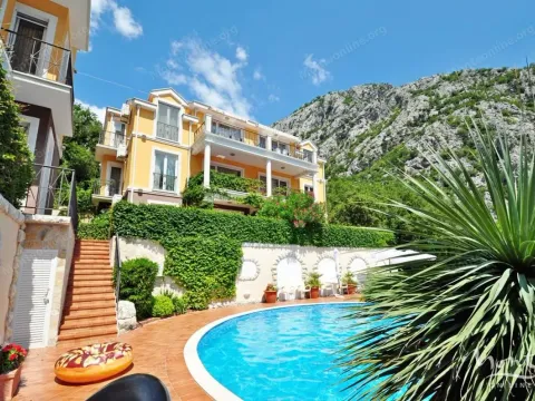 Prodaja, jednosoban stan, 63m², Orahovac, Kotor - image 42