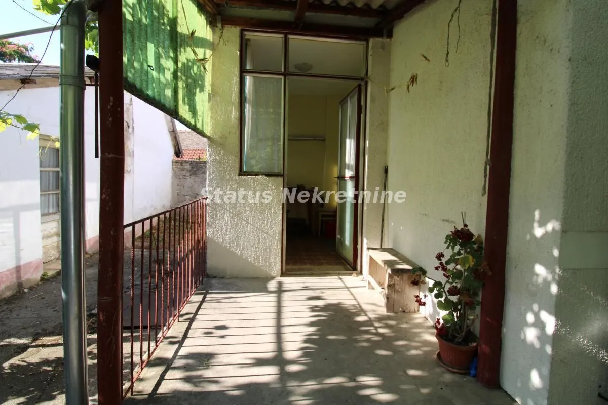 Prodaja, kuća, 104m², Titel, Novi Sad