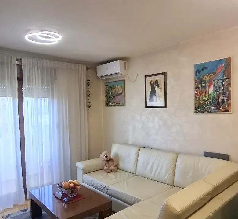 Prodaja, dvosoban stan, 67m², Stari Aerodrom, Podgorica
