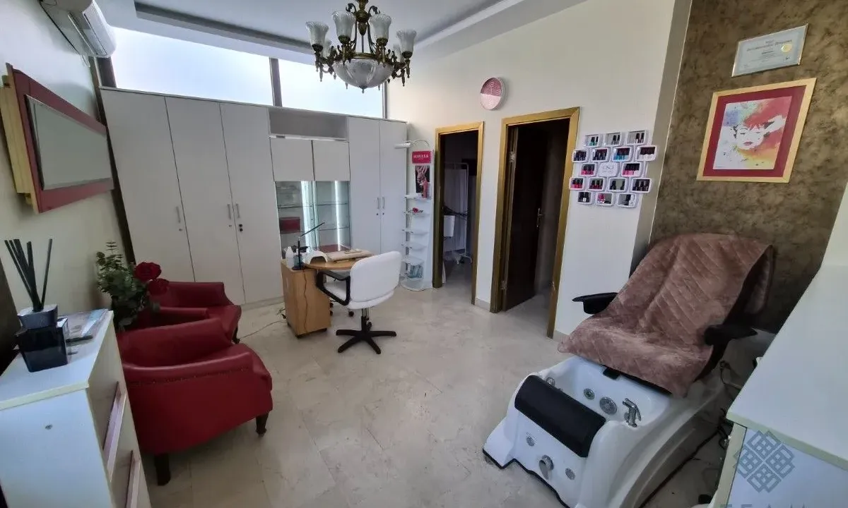 Sale, office space, 60m², Pejton, Podgorica