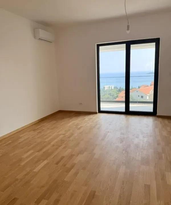 Sale, one bedroom apartment, 43m², Bečići, Budva
