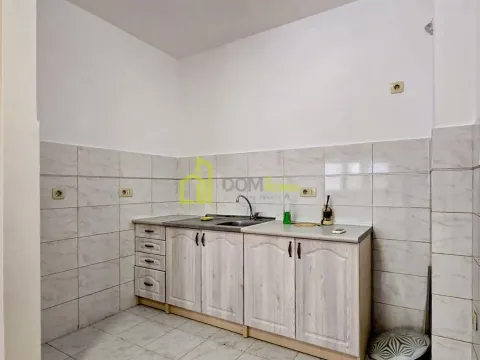 Prodaja, jednosoban stan, 50m², Pobrežje, Podgorica - image 6