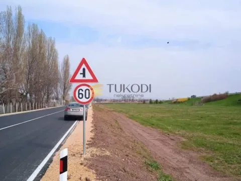 Sale, land lot, 16019m², Ruma, Srbija - image 1
