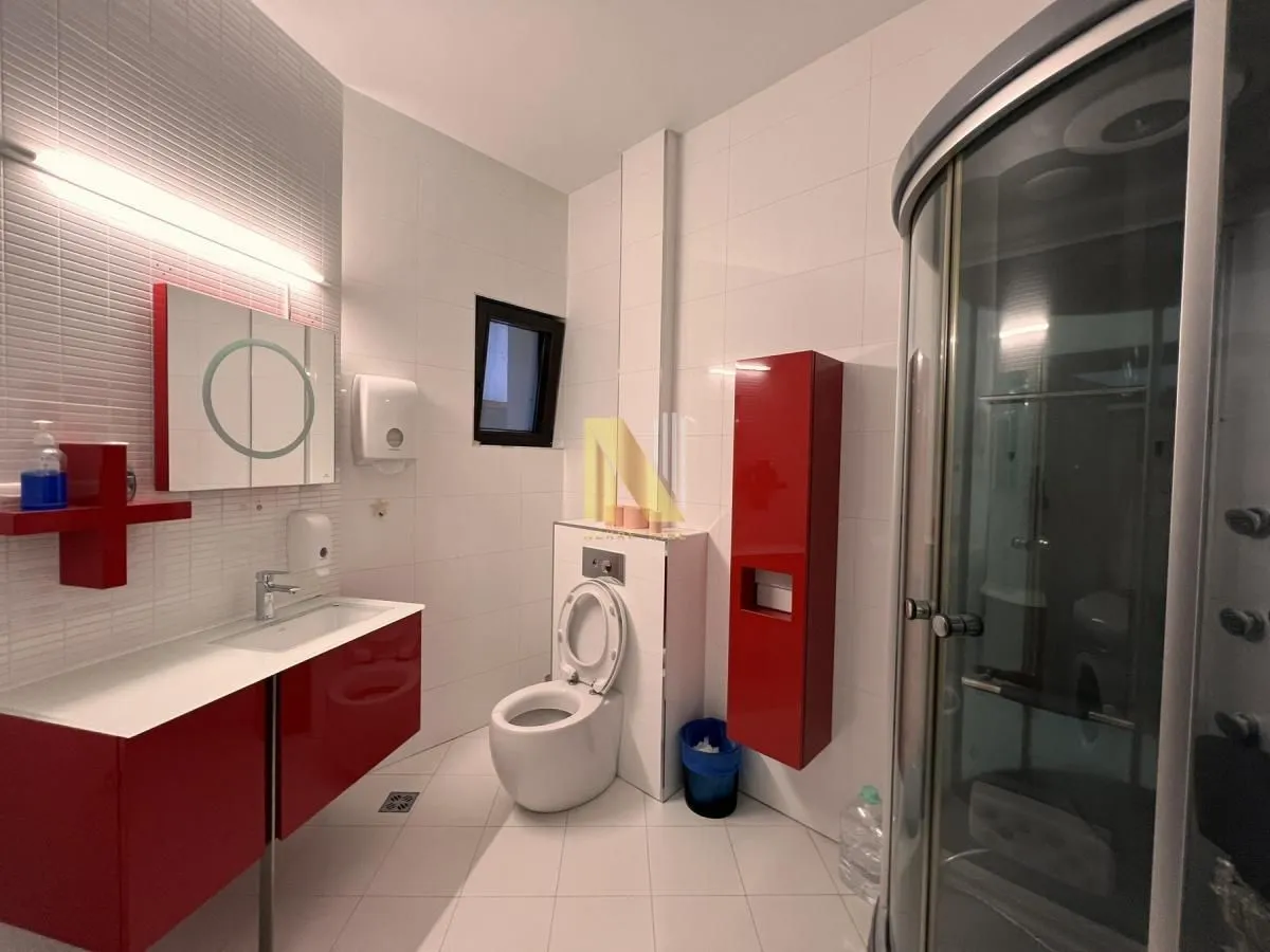 Rent, office space, 171m², Centar, Novi Sad