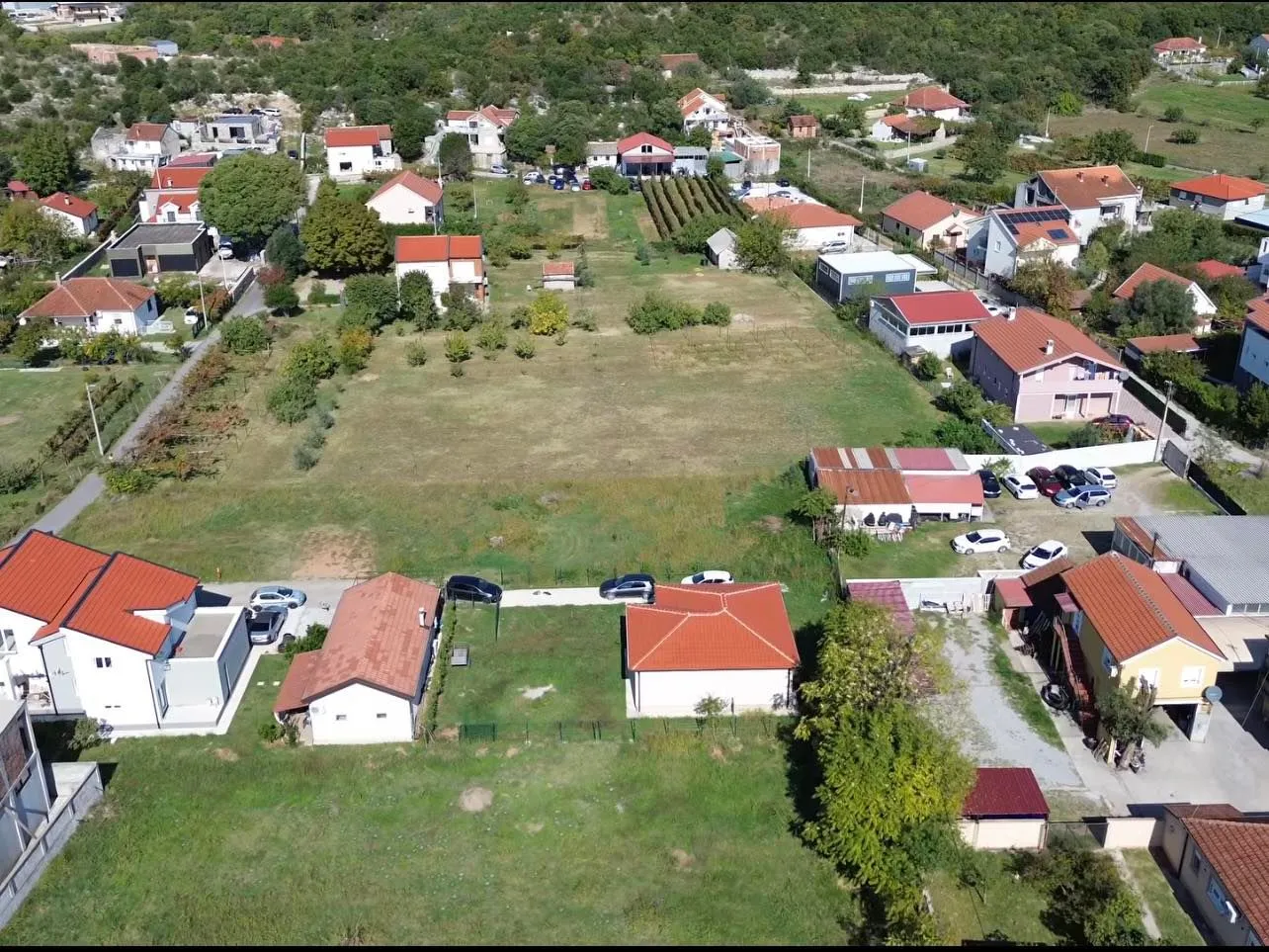 Prodaja, plac, 530m², Tološi, Podgorica