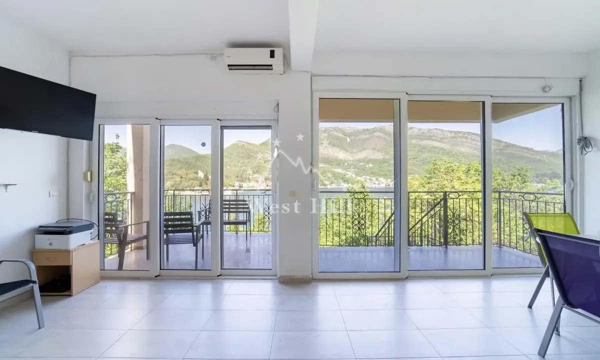 Prodaja, kuća, 199m², Lepetani, Tivat
