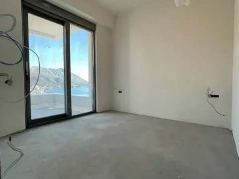 Sale, one bedroom apartment, 41m², Bečići, Budva - image 3