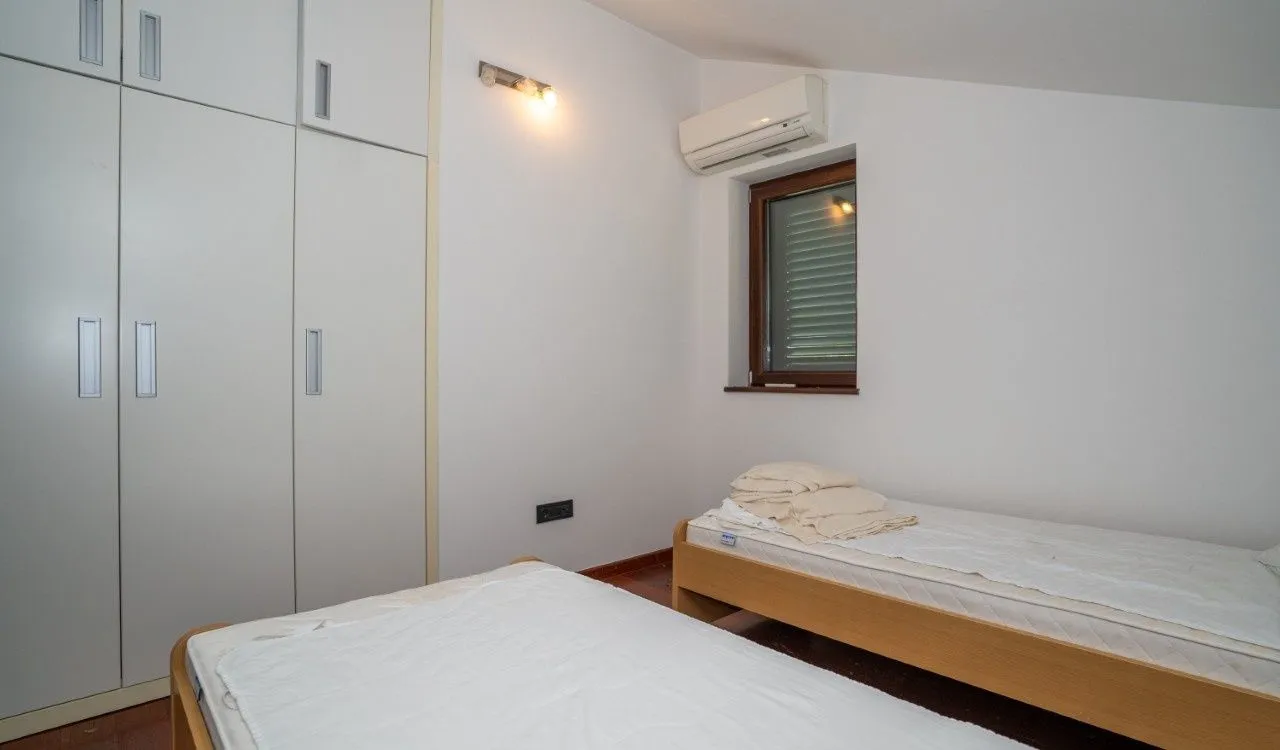 Prodaja, kuća, 121m², Tivat, Crna Gora