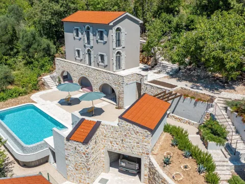 Izdavanje, kuća, 350m², Trebešin, Herceg Novi - image 11