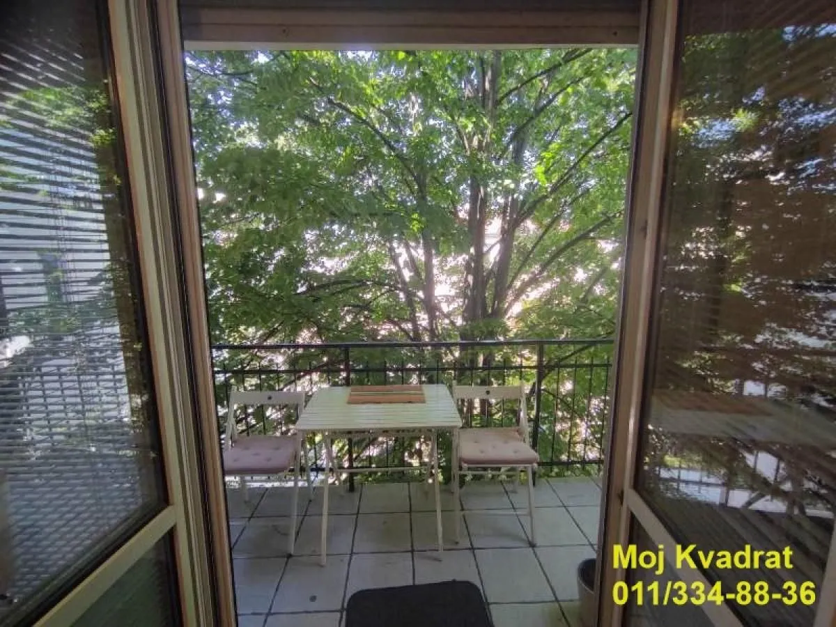 Sale, two bedroom apartment, 54m², Kalenić Pijaca, Vračar Sve Podlokacije