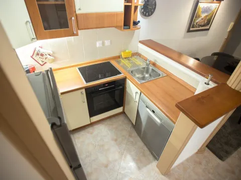 Prodaja, dvosoban stan, 72m², Budva, Crna Gora - image 8