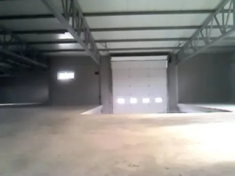 Izdavanje, poslovni prostor, 450m², Borča 1, Borča Sve Podlokacije - image 7