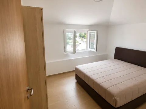 Sale, three bedroom apartment, 75m², Centar, Podgorica - image 4