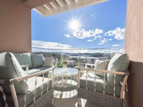 Prodaja, dvosoban stan, 62m², Tivat, Crna Gora - image 2