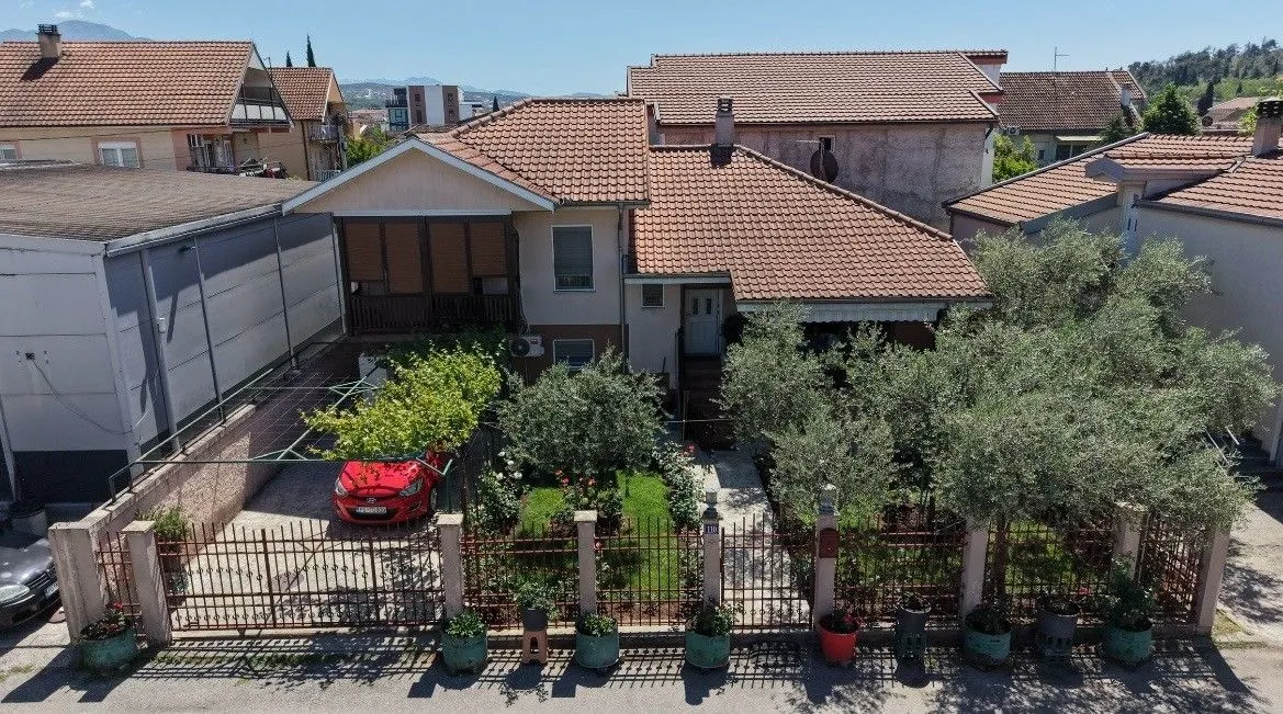 Prodaja, kuća, 114m², Zagorič, Podgorica