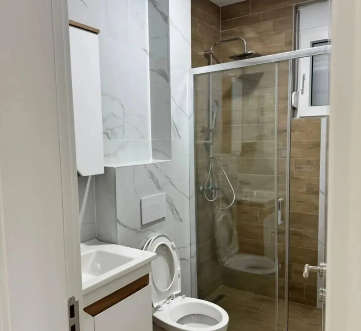 Sale, two bedroom apartment, 74m², Centar, Bar