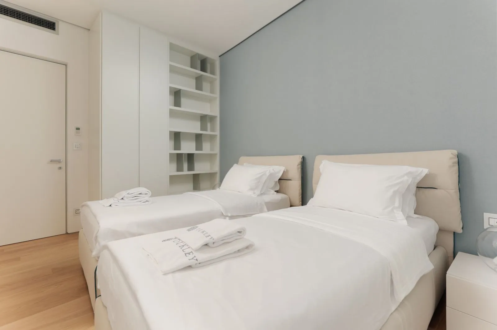 Prodaja, trosoban stan, 214m², Budva, Crna Gora