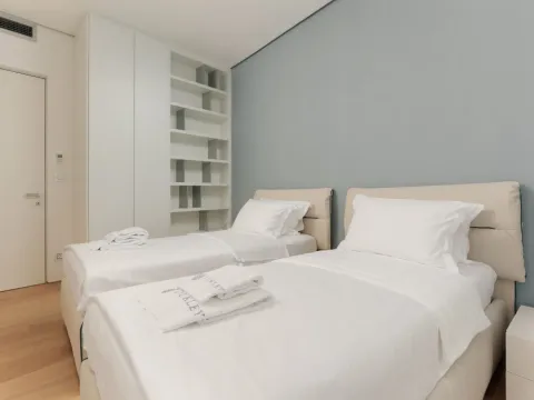 Sale, three bedroom apartment, 214m², Budva, Crna Gora - image 10