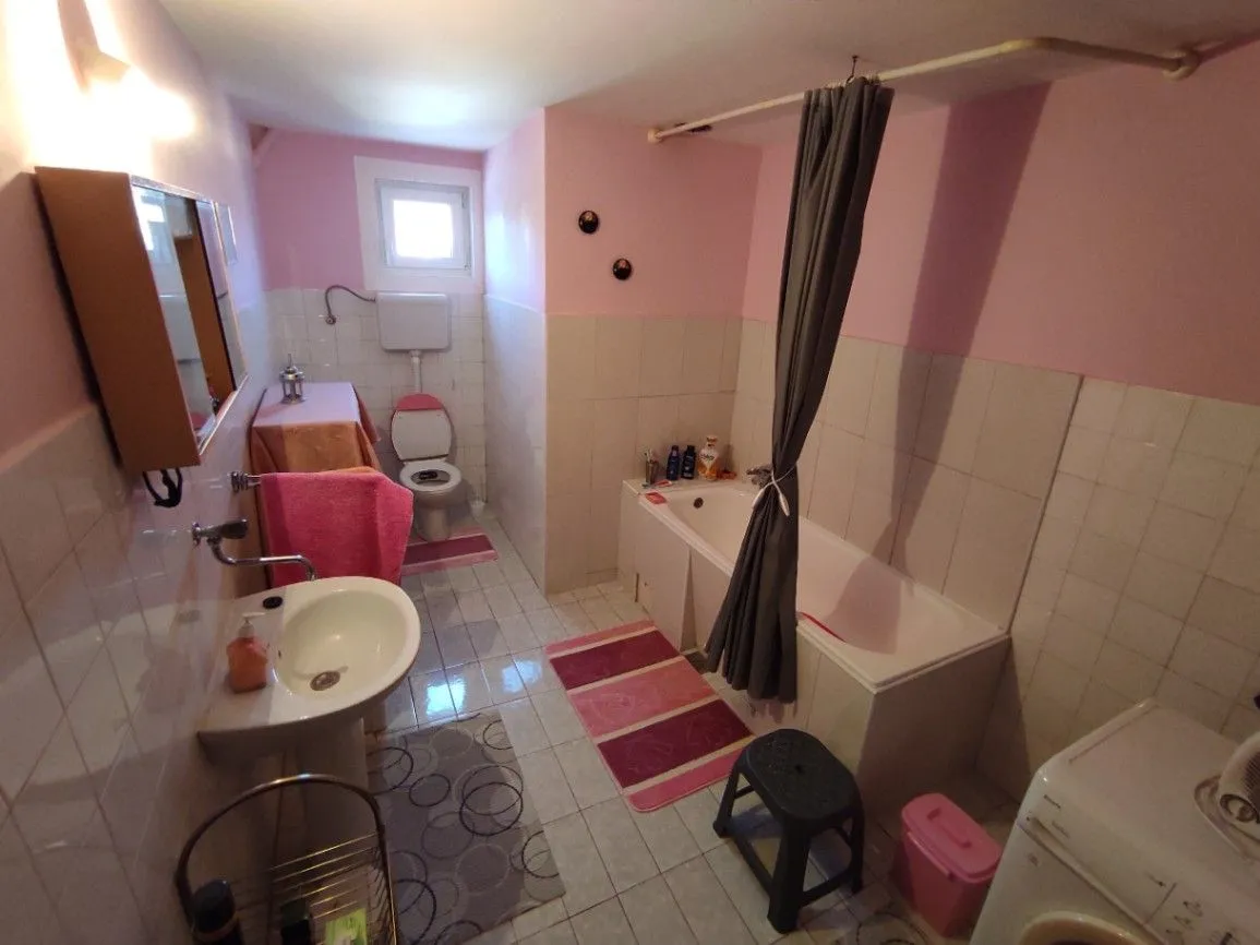 Prodaja, petosoban stan, 130m², Centar, Kraljevo