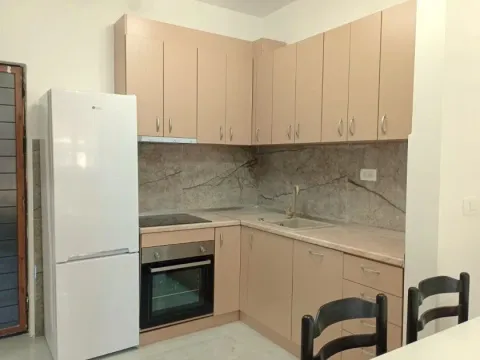 Rent, one bedroom apartment, 35m², Centar, Bar - image 5