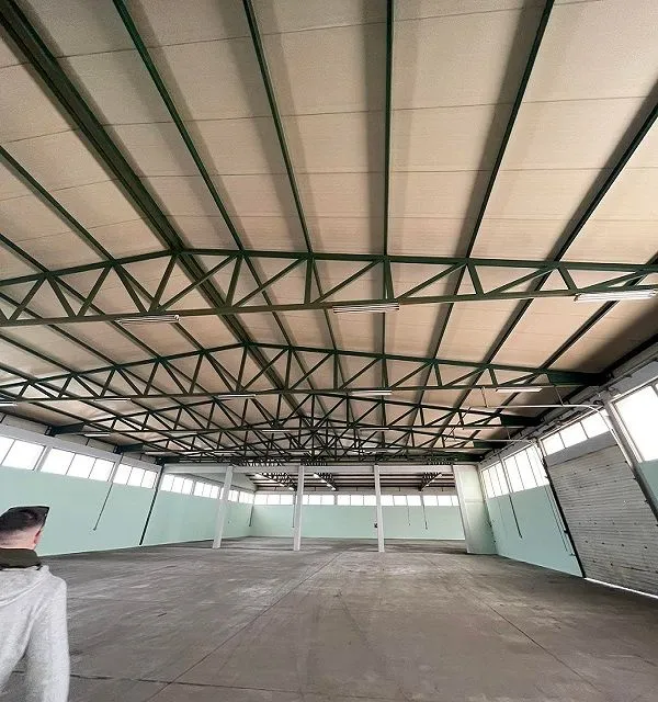 Rent, office space, 2600m², Stara Pazova, Srbija