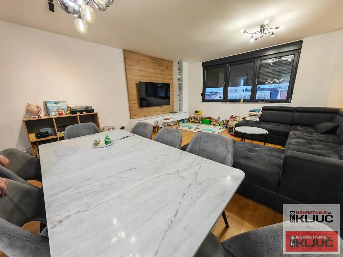 Prodaja, trosoban stan, 87m², Telep, Novi Sad Sve Podlokacije