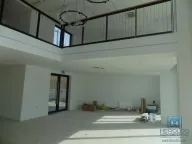 Izdavanje, poslovni prostor, 256m², Paraćin, Srbija - image 1