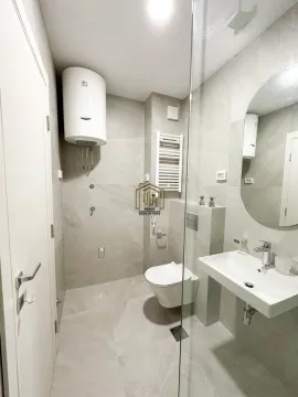 Izdavanje, jednosoban stan, 41m², Central Point, Podgorica - image 11