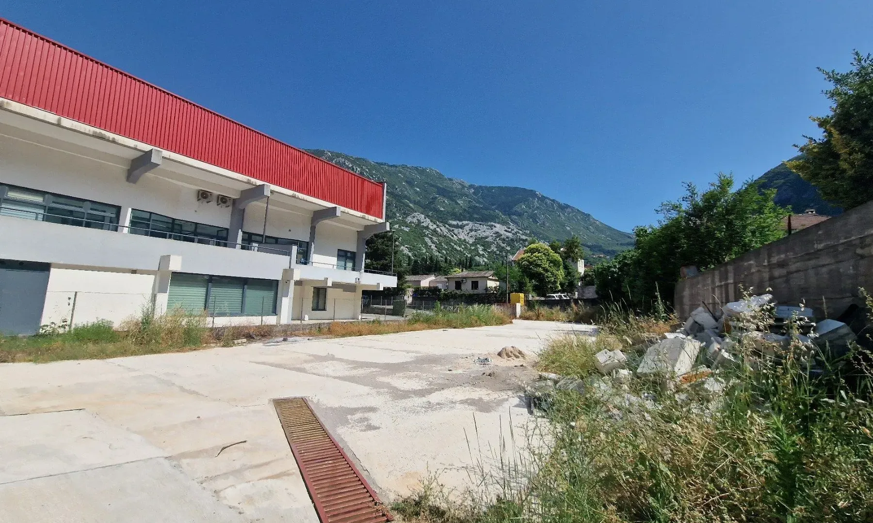 Rent, office space, 398m², Kotor, Crna Gora
