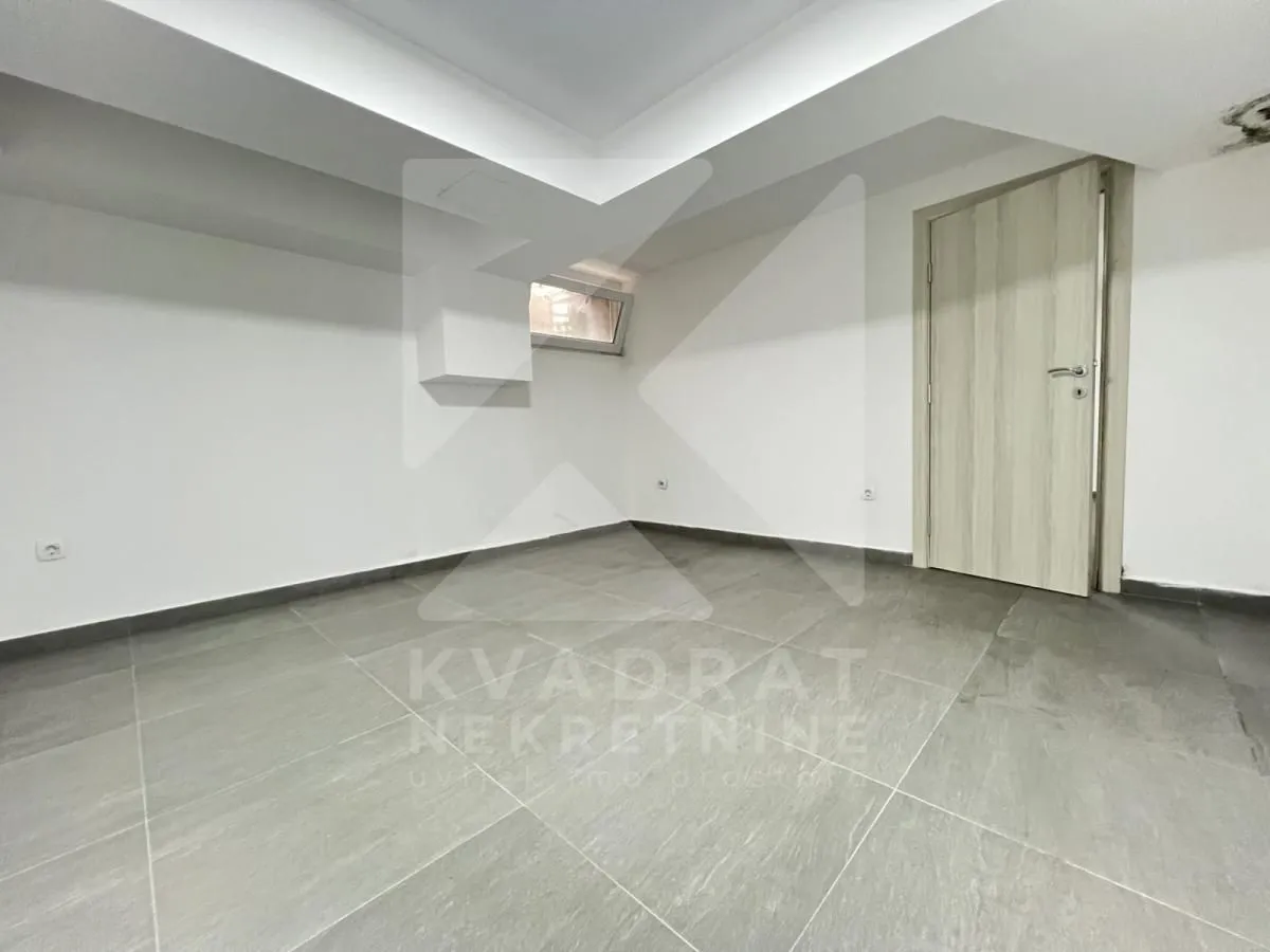 Rent, office space, 49m², Lepa Kata, Podgorica