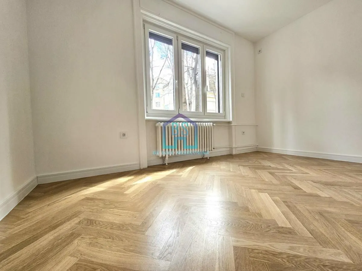 Prodaja, trosoban stan, 112m², Stari grad, Novi Sad
