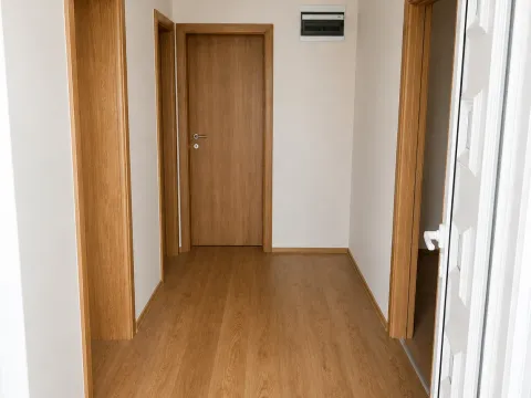 Rent, two bedroom apartment, 90m², Dalmatinska ulica, Podgorica - image 2