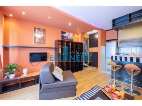 Izdavanje, dvosoban stan, 51m², Južni Bulevar, Vračar Sve Podlokacije - image 2
