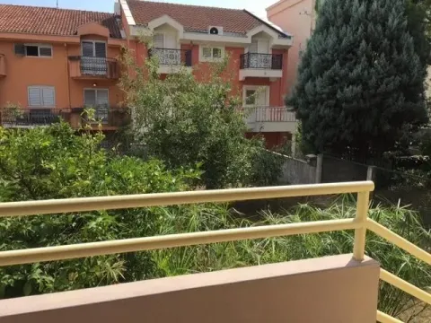 View from the terrace of the yard. - image 7