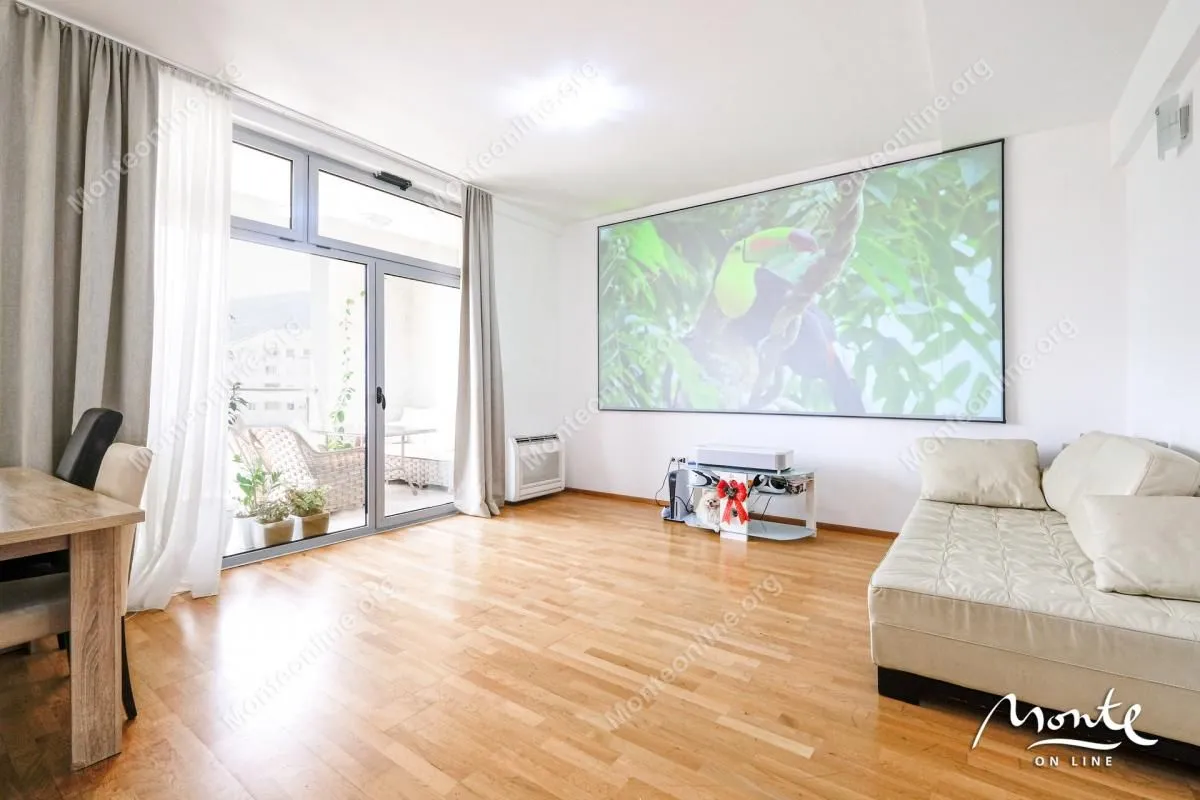 Sale, four bedroom apartment, 150m², Rozino, Budva