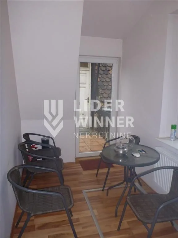 Izdavanje, stan, 220m², Stari Grad, Beograd