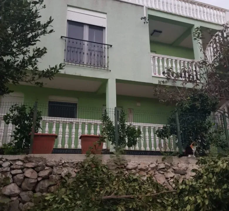 Prodaja, kuća, 133m², Šušanj, Bar