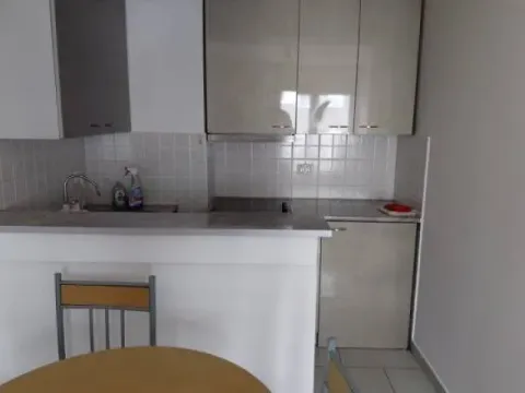 Rent, two bedroom apartment, 40m², Crveni Krst, Beograd - image 4