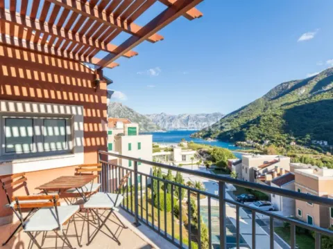 Sale, one bedroom apartment, 63m², Morinj, Kotor - image 5