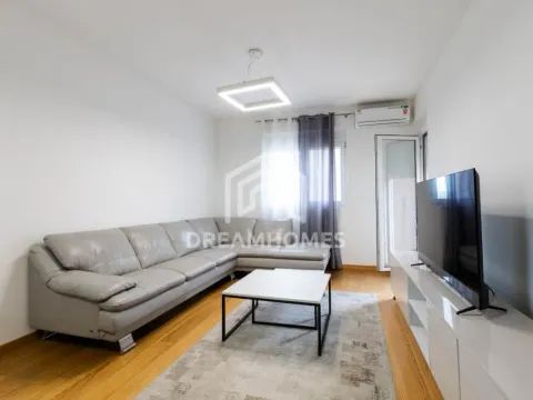 Izdavanje, dvosoban stan, 71m², City Kvart, Podgorica - image 2