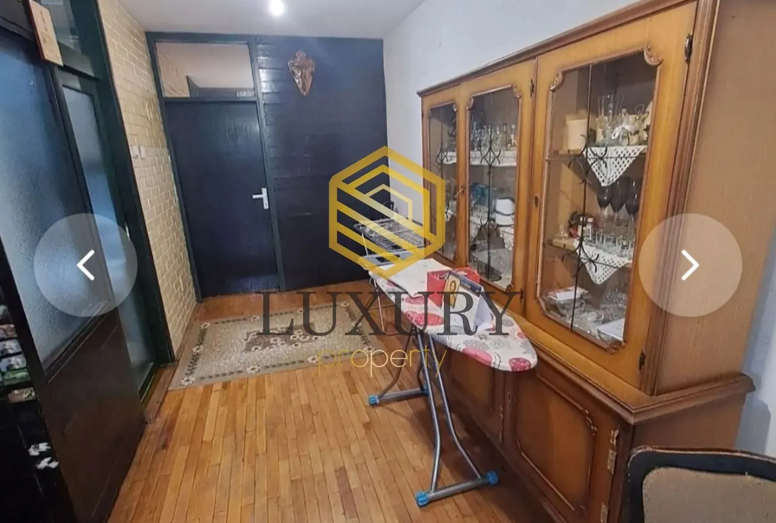 Prodaja, trosoban stan, 78m², Blok 5, Podgorica