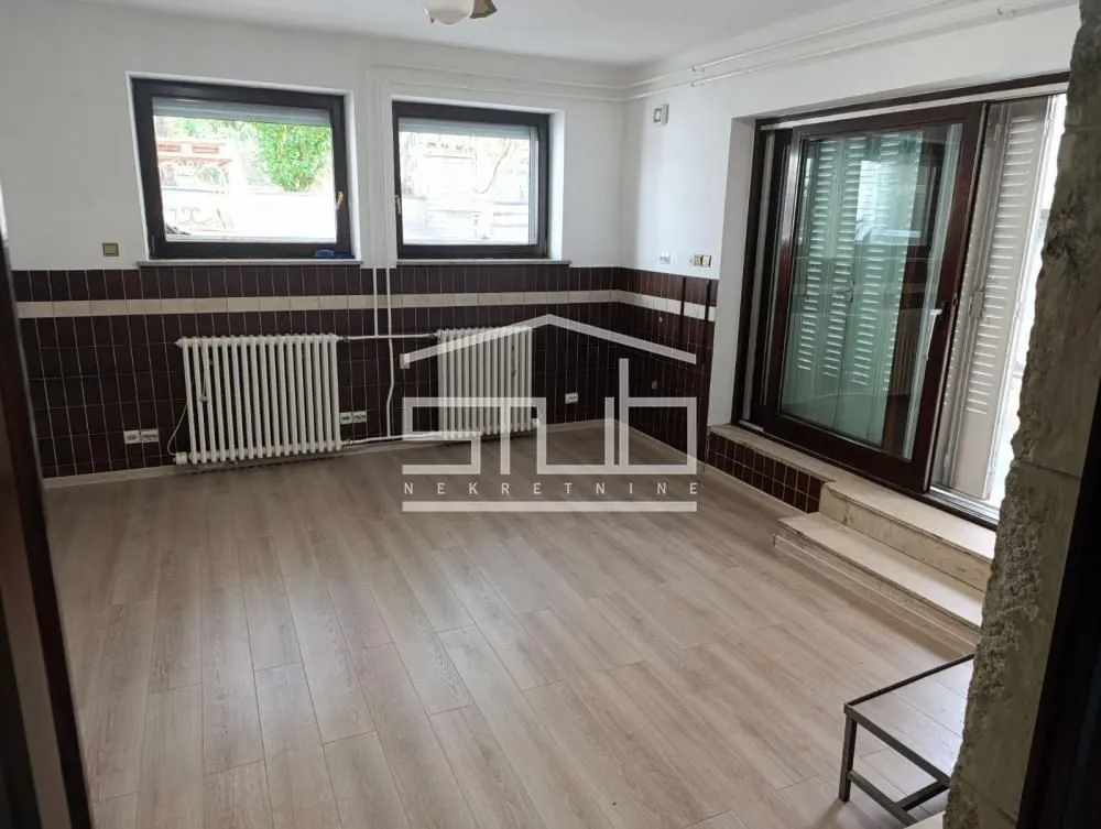 Rent, two bedroom apartment, 50m², Žarkovo, Beograd