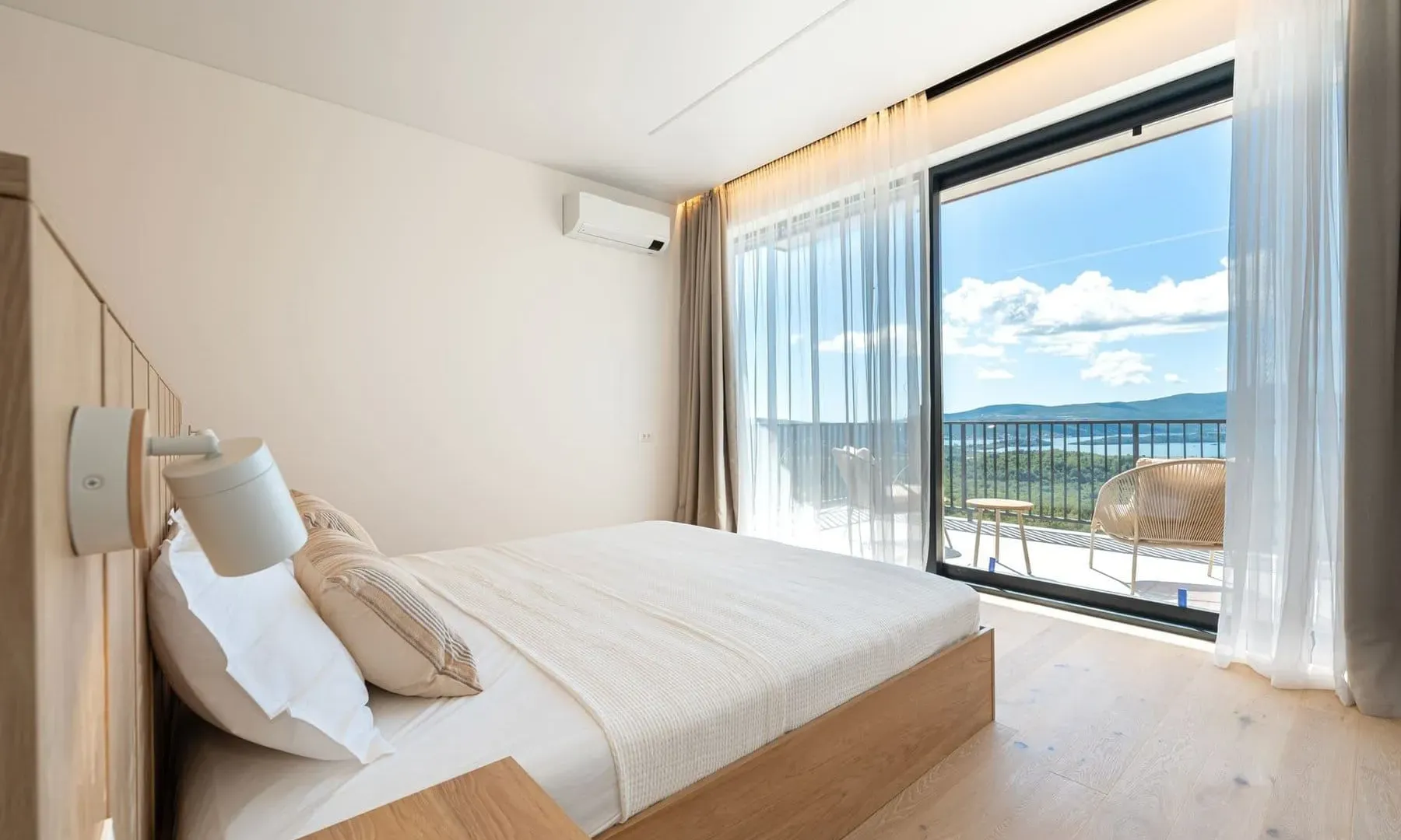 Sale, house, 200m², Kavač, Kotor